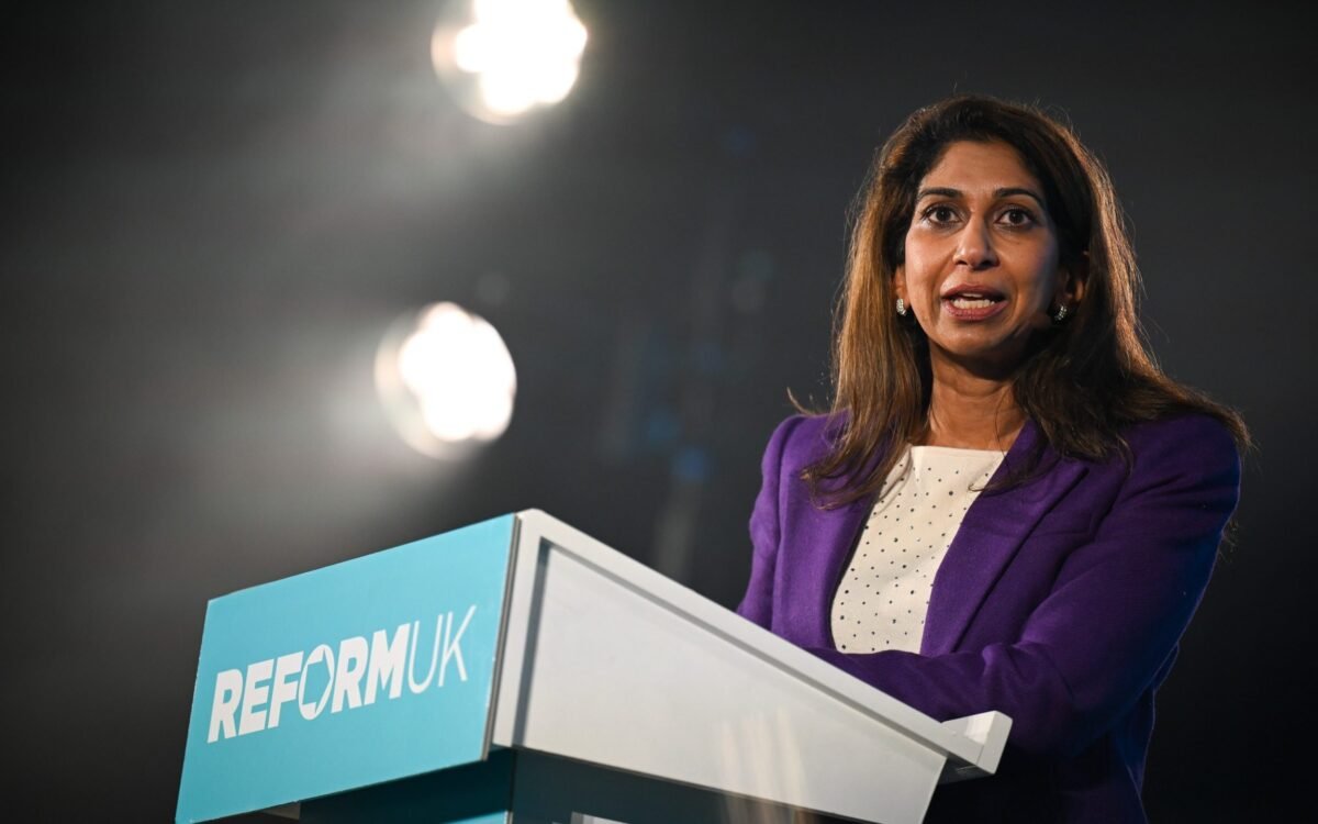 White working-class students excluded from Oxbridge diversity scholarships